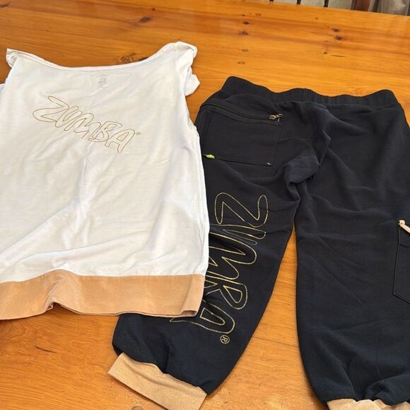 Zumba 2 Piece Set GALACTIC GOLD Comfy Capris Sweat Pants + Top - Picture 11 of 17